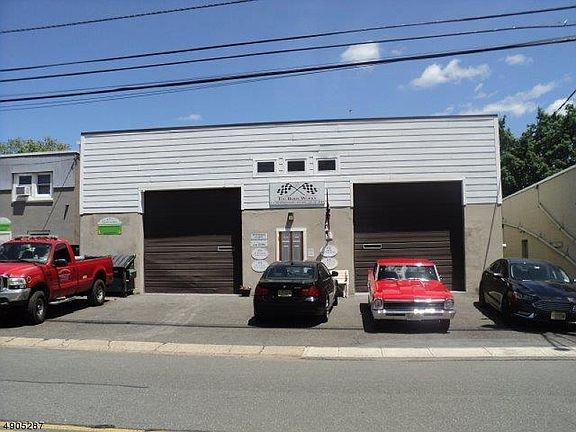 4th image of 274 Greenwood Ave