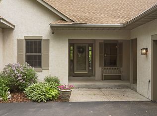 3050 Lakeshore Ave, Maple Plain, MN 55359