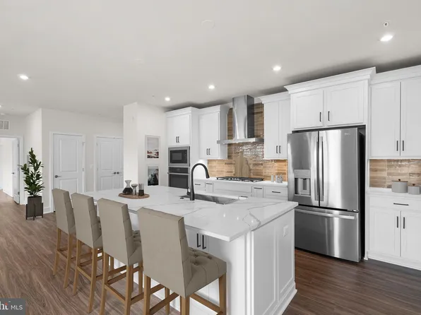 23640 Bolton Crescent Ter #13-304, Ashburn, VA 20148