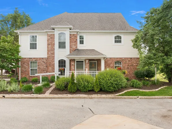 873 Forest Glen Dr, Valparaiso, IN 46385