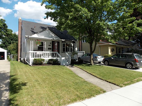 2nd image of 510 N Altadena Ave