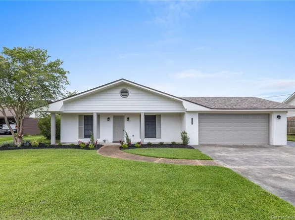 1409 Beth St, Sulphur, LA 70663