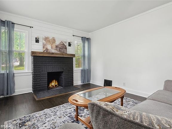 3rd image of 6012 Barrymore Dr