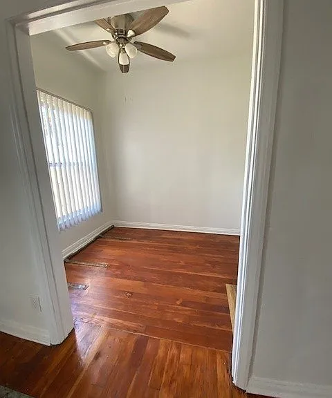 320 S. Manhattan Place — Photo 8