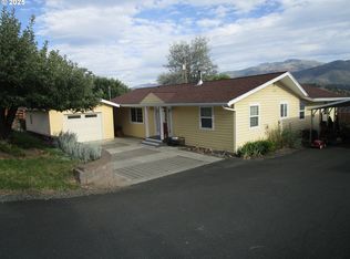 434 NW Charolais Hts, John Day, OR 97845