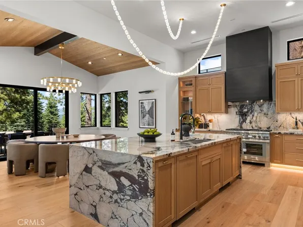 9348 Ninebark Rd, Truckee, CA 96161