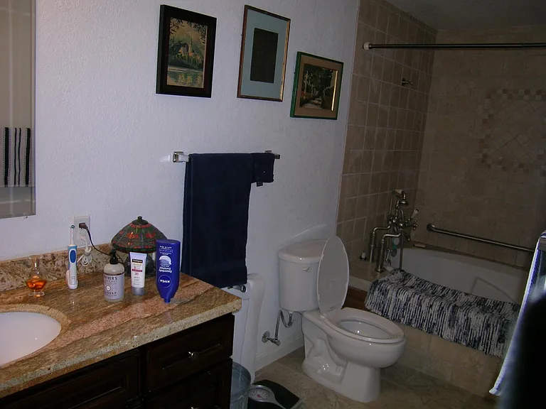 1551 Regency Ct — Photo 7