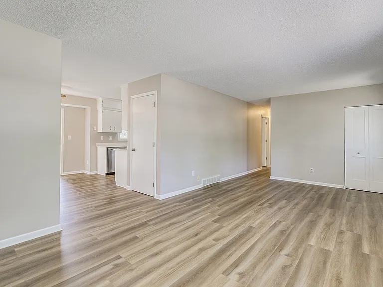 16376 Fishing Ave — Photo 5