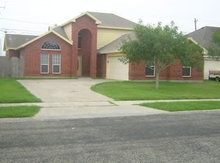 3074 Twin Creek Dr, Corpus Christi, TX 78414