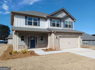 109 Magnolia Villas Dr, Cornelia, GA 30531