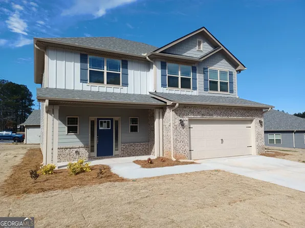 109 Magnolia Villas Dr, Cornelia, GA 30531