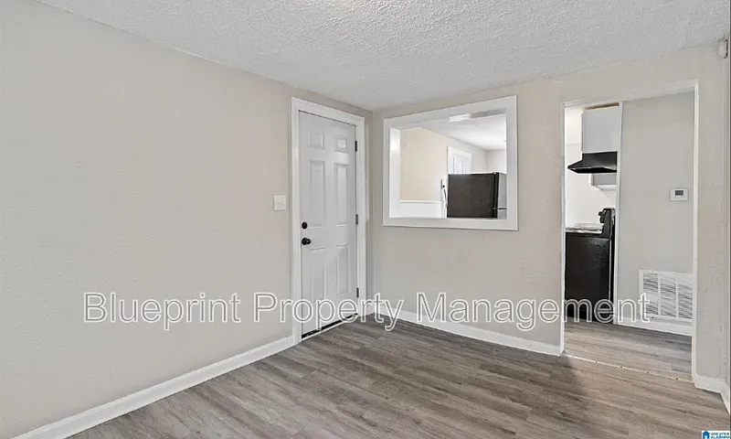 Photo 2 of 10 - 3944 40th St N #A - Birmingham, AL Building Photo - 3944 40th St N #A
