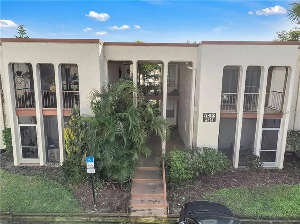 542 Orange Dr APT 26, Altamonte Springs, FL 32701