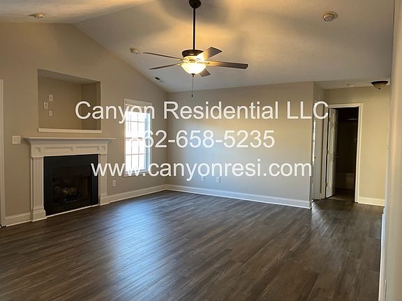 3rd image of 260 Sanford Ct
