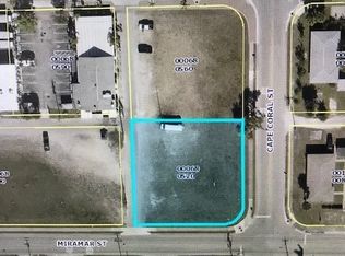 4832 Cape Coral St, Cape Coral, FL 33904