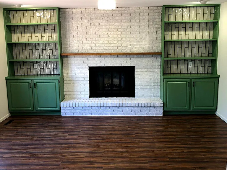 4685 Lindbergh Dr — Photo 12