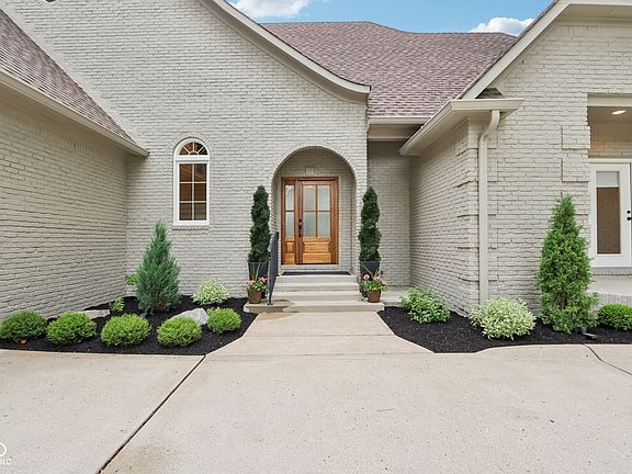 5th image of 5786 E Fall Creek Parkway North Dr
