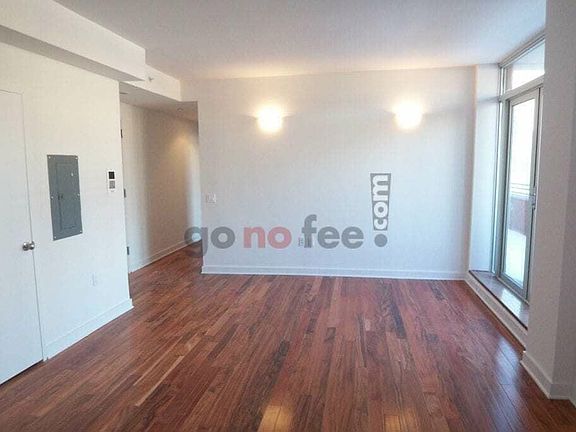 3rd image of 454 Manhattan Ave APT 7B