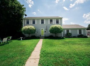 173 Russell Dr, Tiverton, RI 02878