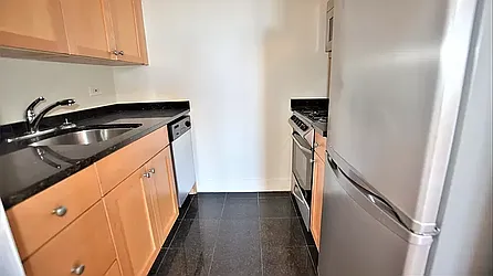 Rented by Manhattan Realty Group