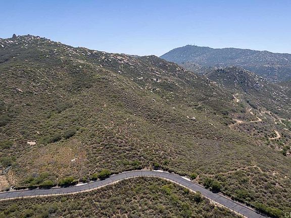 2nd image of 18055 Sunset Point Rd