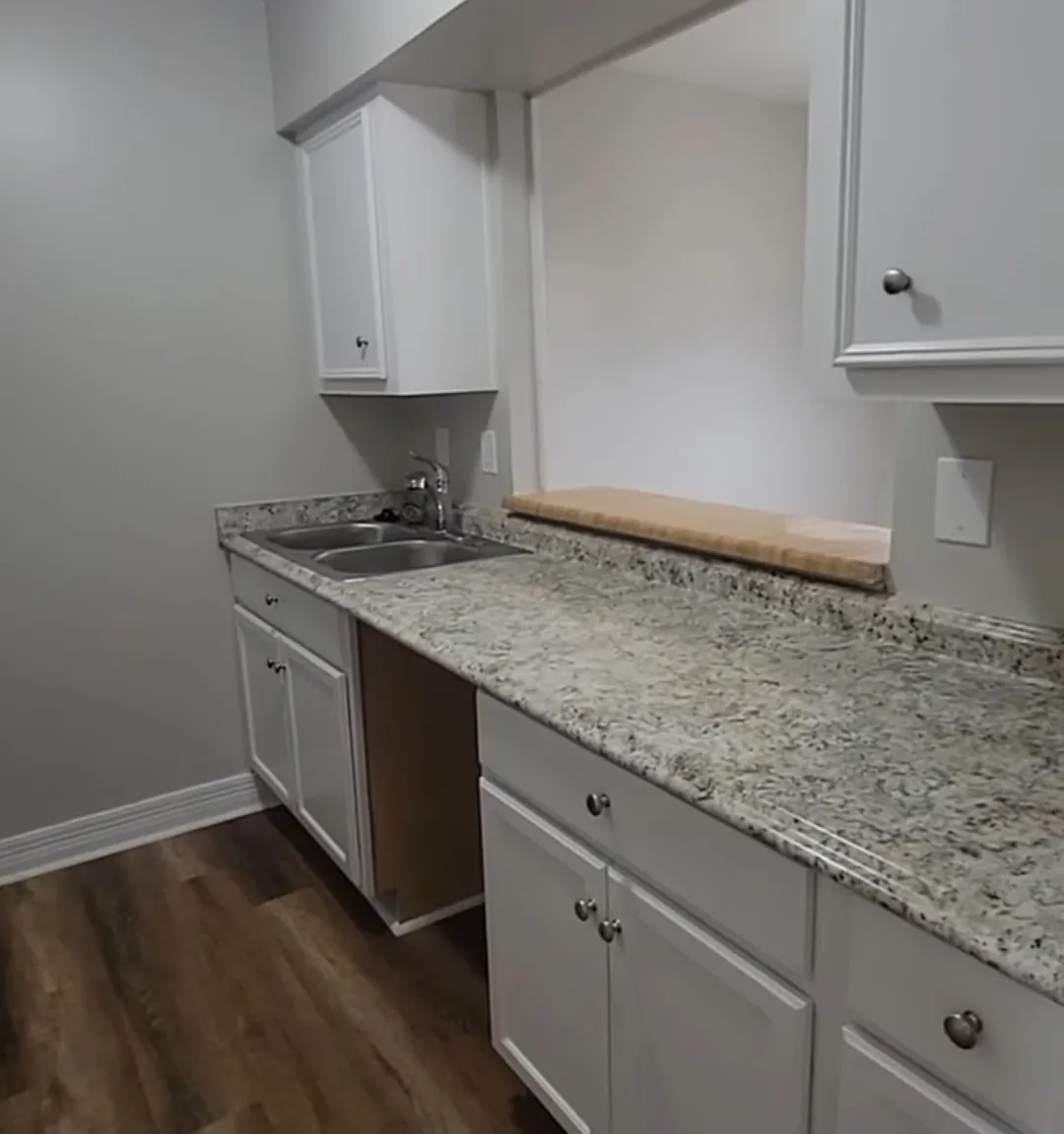 1 bed, 728 sqft, $1,100 — Photo 4