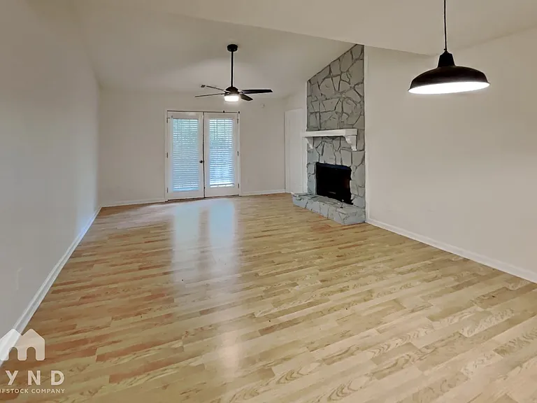 134 Oak Cir S — Photo 6