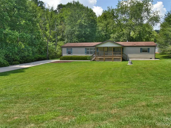 9 Henry White Ln #1&2, Leicester, NC 28748