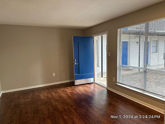 3rd image of 592-600 Patterson St #5-600