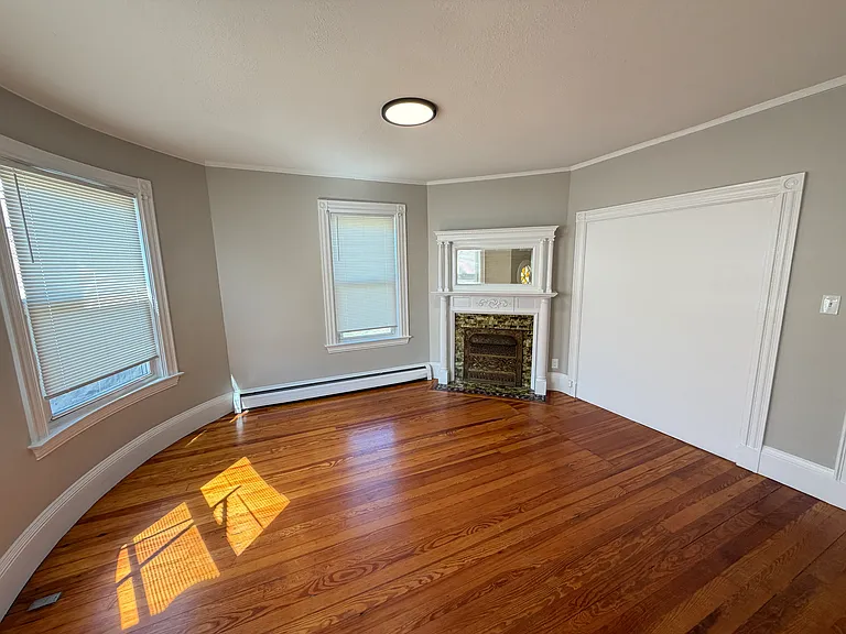 4 Adams St #1 — Photo 7