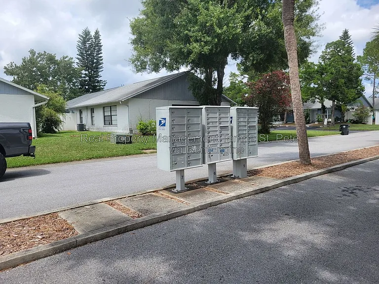 2024 Sheffield Ct — Photo 31