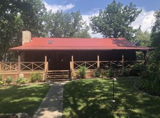 1375 Porch Rock Rd, Pikeville, TN 37367