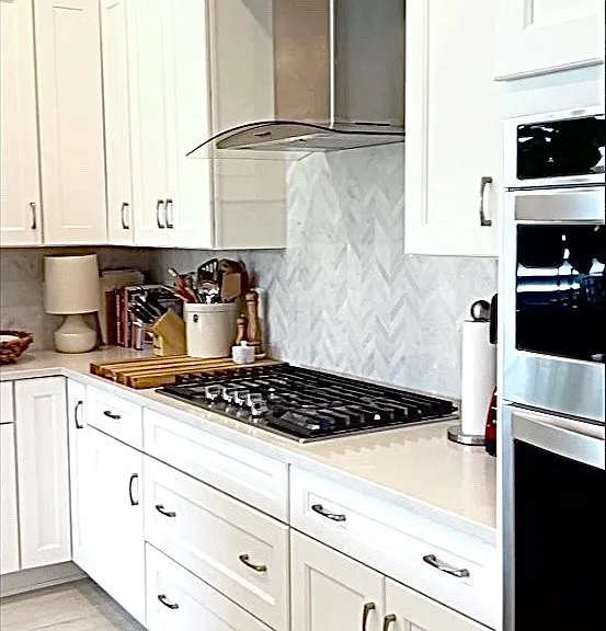 9134 Cayman Dr — Photo 2