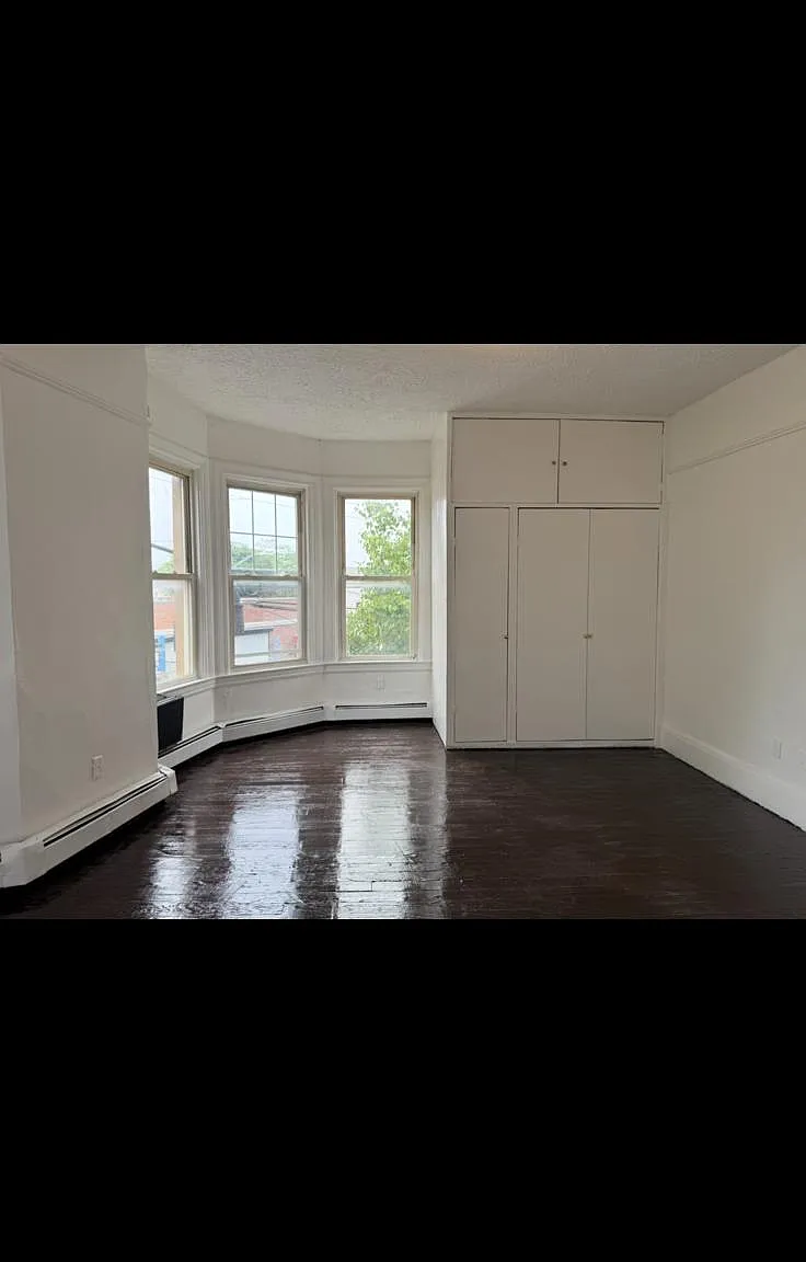 W Lincoln Ave, Mount Vernon — Photo 1