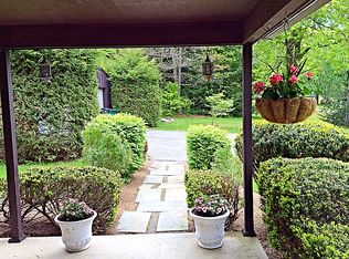 77 S Chodikee Lake Rd, Lloyd, NY 12528