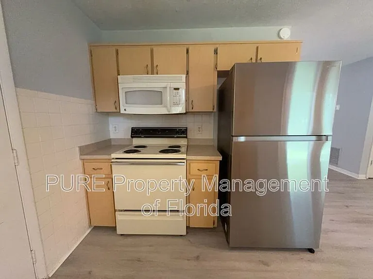 3150 SE 7th St — Photo 18