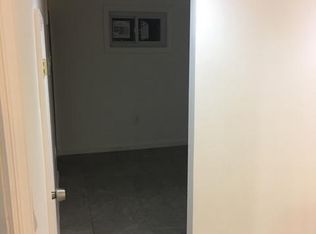 215 Cochran Pl, Valley Stream, NY 11581