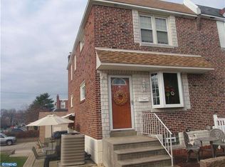 700 Crescent Dr, Glenolden, PA 19036