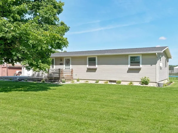 3569 County Road 52, Auburn, IN 46706