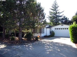 843 Munsel Creek Loop, Florence, OR 97439