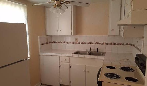 5th image of 307 W Peter St APT A