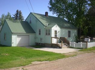 119 S 8th St, Custer, SD 57730