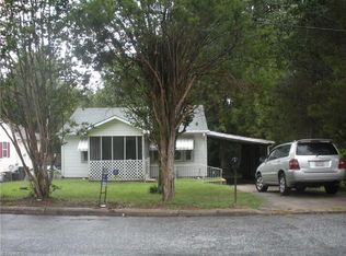 505 Smith St, Thomasville, NC 27360