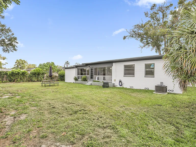 1604 Margate Ave — Photo 27