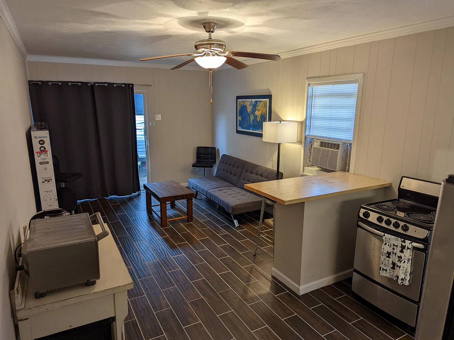 4208 Lonas Dr — Photo 3