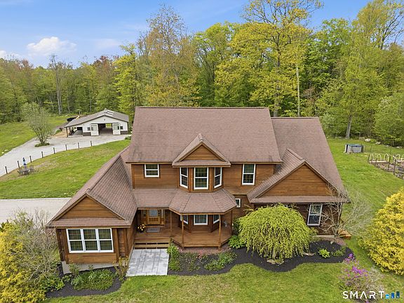 2nd image of 287 South Bear Hill Road