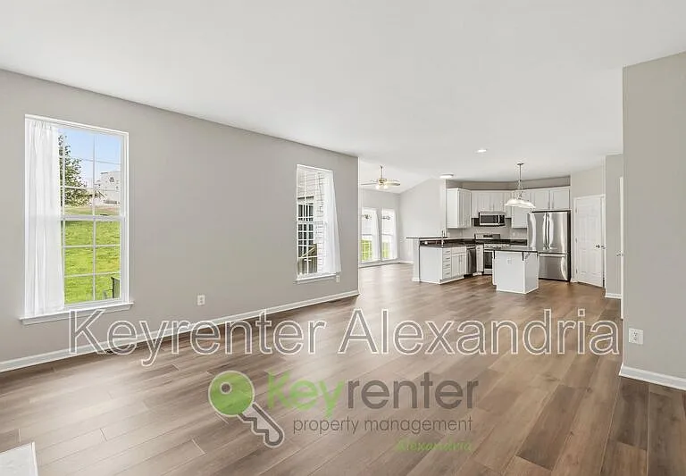 17753 Avenel Ln — Photo 4