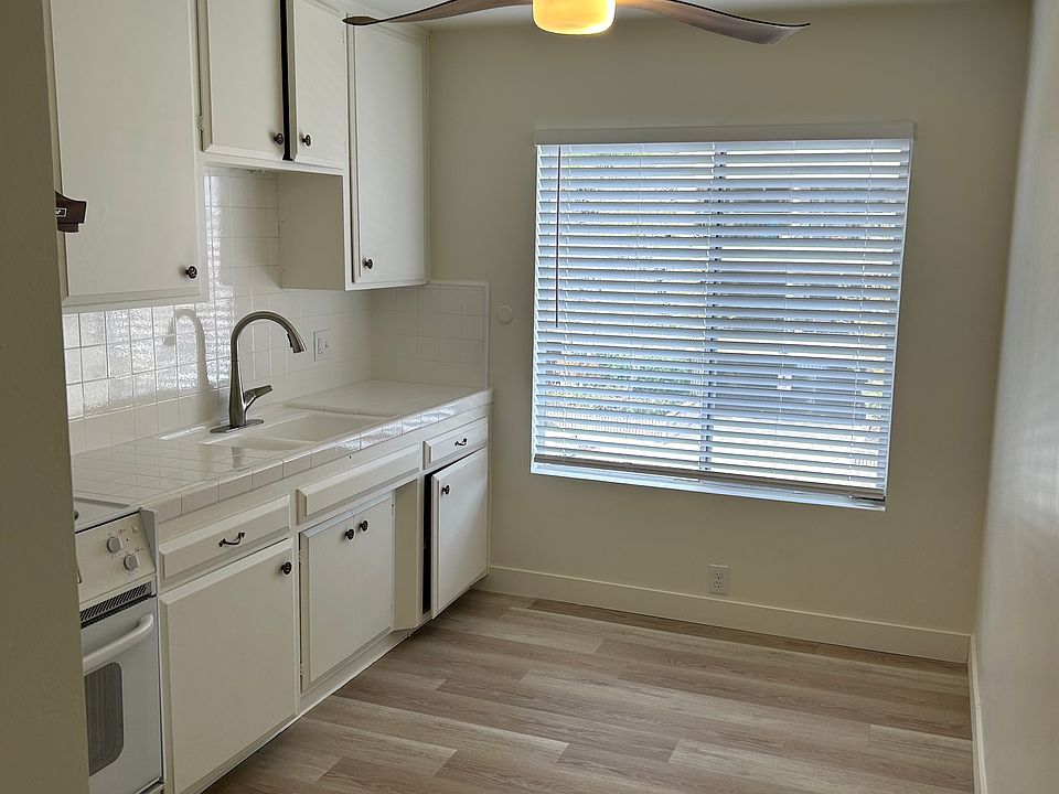 1st image of 3565 1st Ave #L
