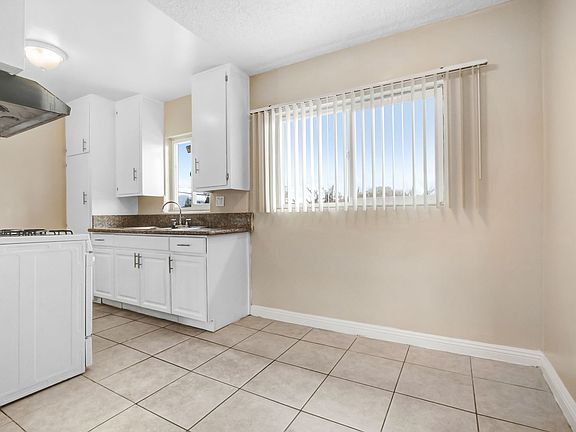 4th image of 214 N Moore Ave APT 6