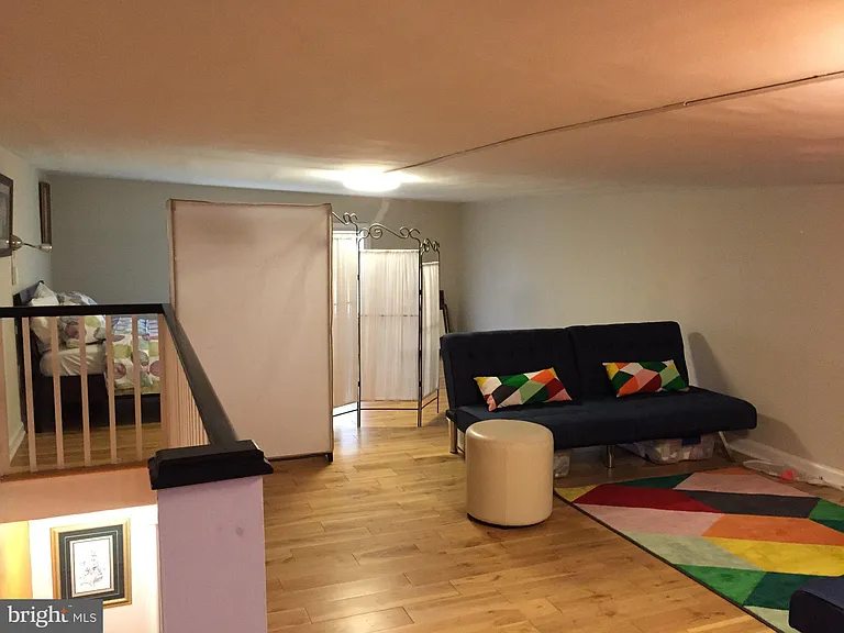 527 S 7th St #1 — Photo 5